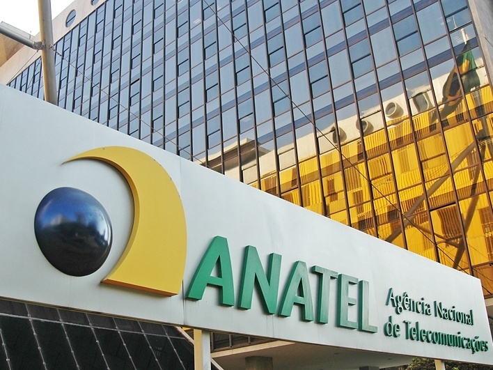 Falhas no PHP levam Anatel e tribunais a suspenderem sistemas no Brasil
